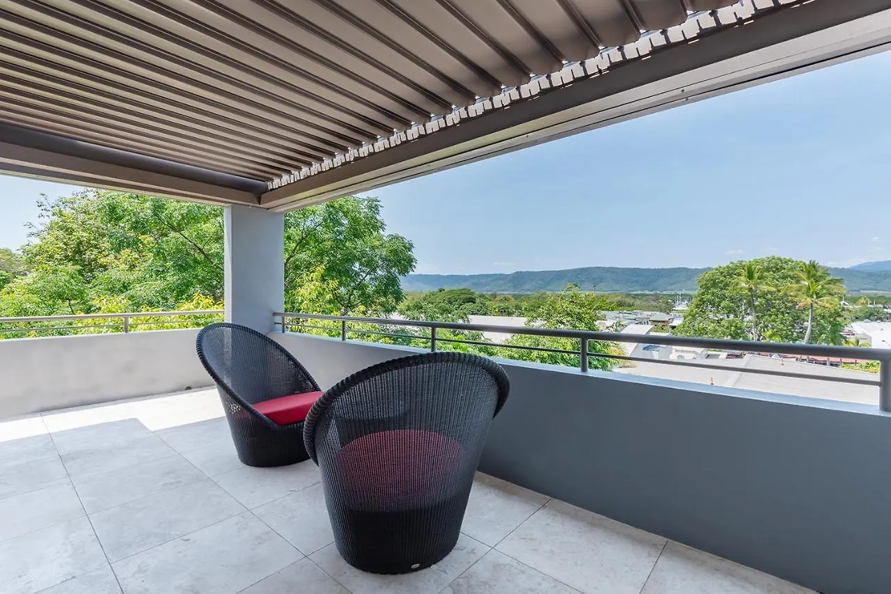 Villa On The Hill - Spacious Tropical Panorama Port Douglas